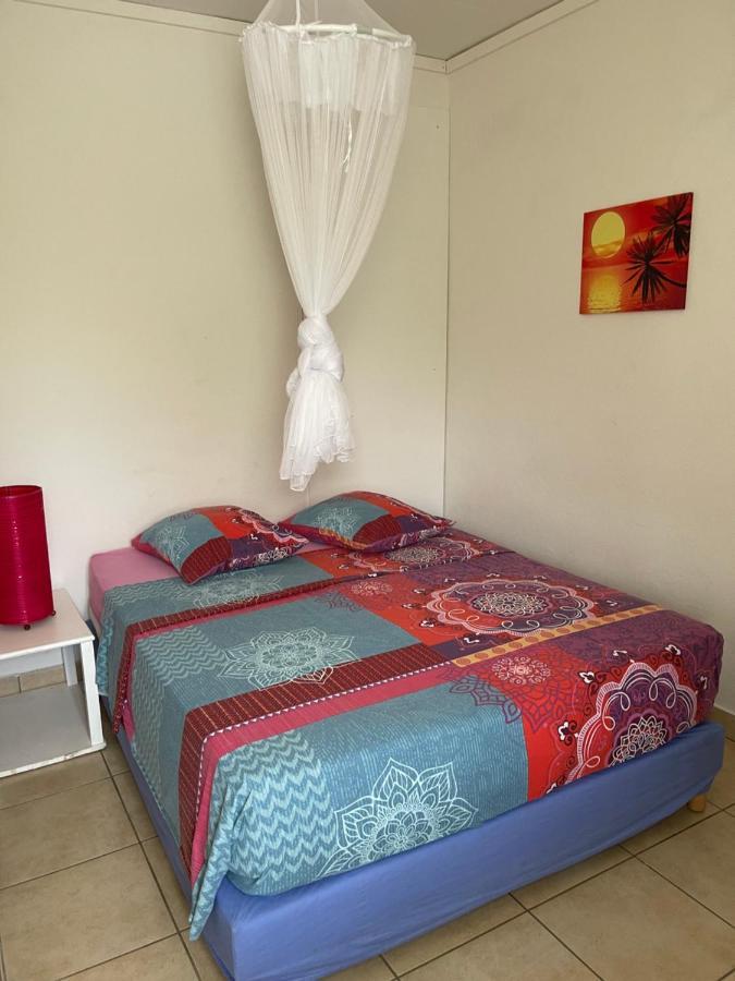 Hotel La Colline Bed&Table Le Lamentin Exterior foto