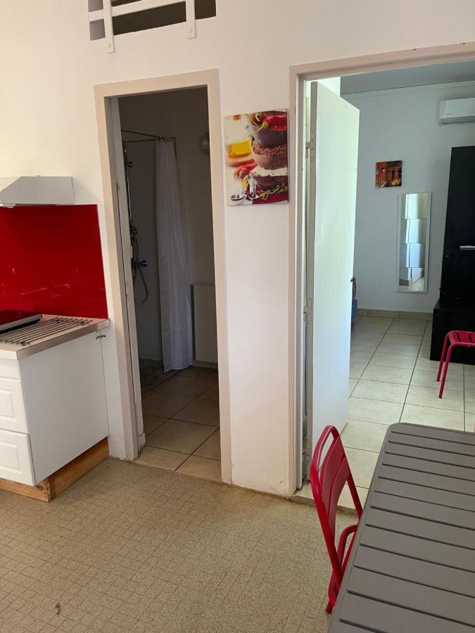 Hotel La Colline Bed&Table Le Lamentin Exterior foto